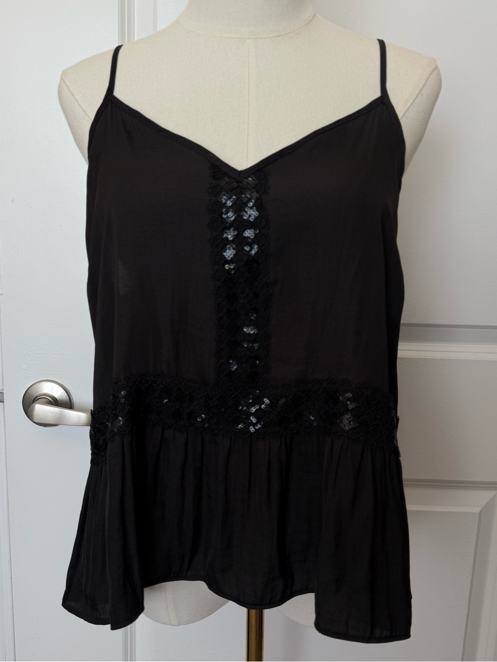 LC Lauren Conrad Black Sequin Lace Camisole Tank Top Medium Peplum Whimsigoth